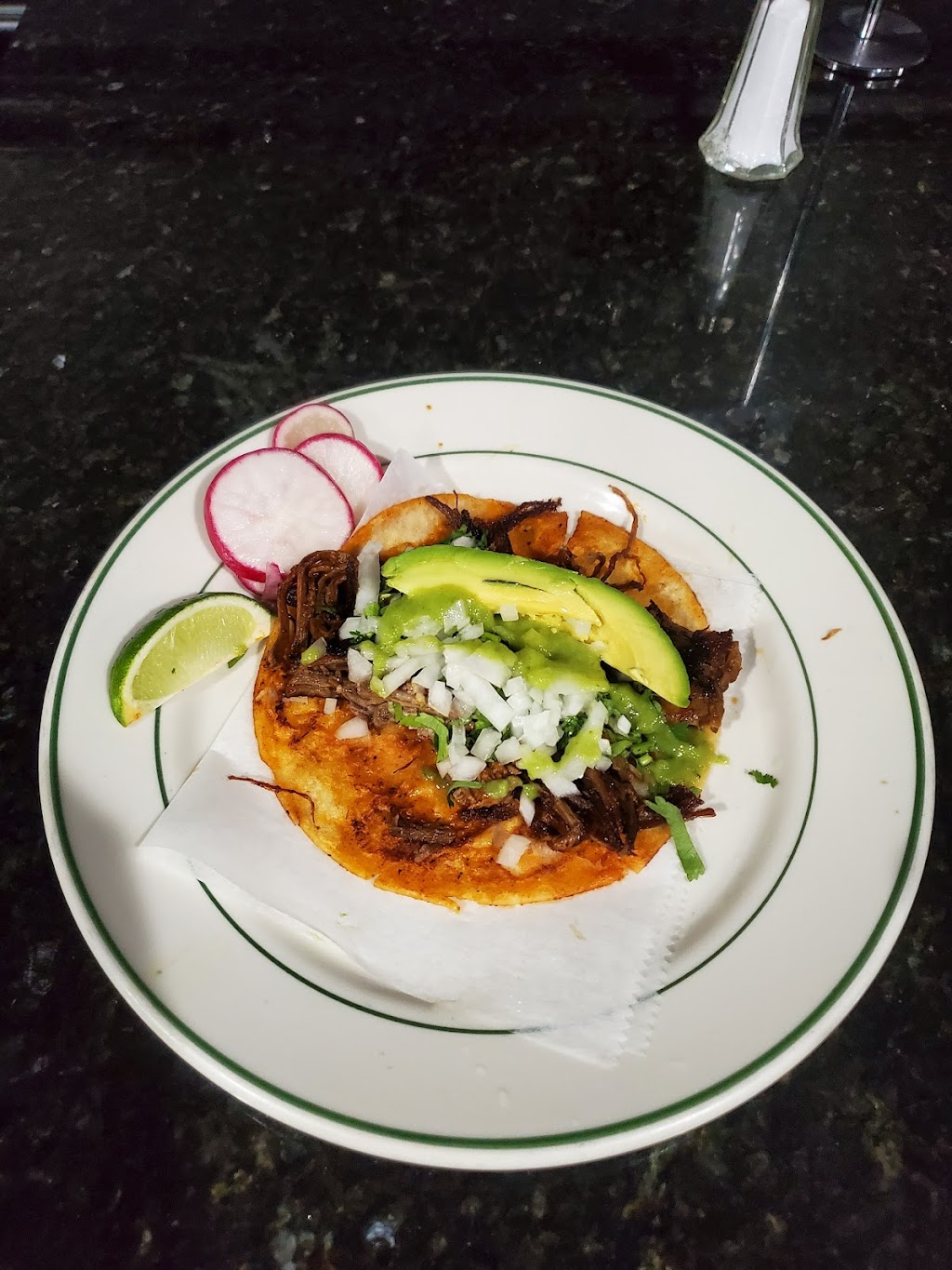 DejaVu Sports Bar | restaurant | 297 Port Richmond Ave, Staten Island, NY 10302, USA | 9148010235 OR +1 914-801-0235