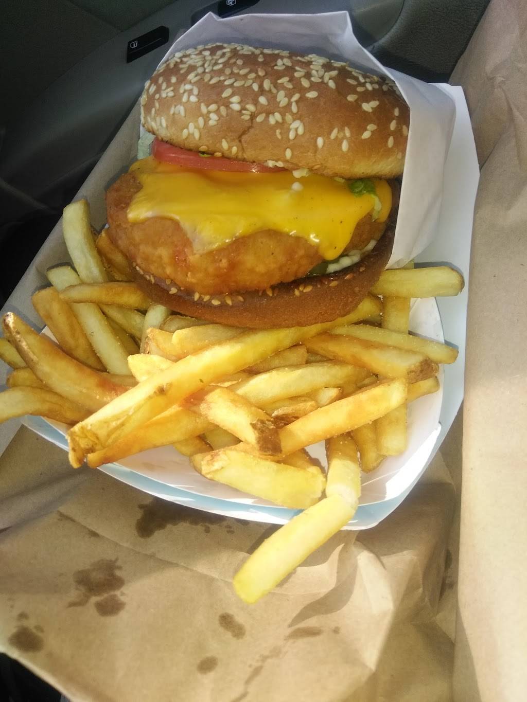 Summit Drive In | restaurant | 12689 Ojai Rd, Ojai, CA 93023, USA | 8052290030 OR +1 805-229-0030