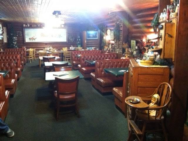 Scapecchis Supper Club | restaurant | 22338 IL-116, Farmington, IL 61531, USA | 3092451663 OR +1 309-245-1663