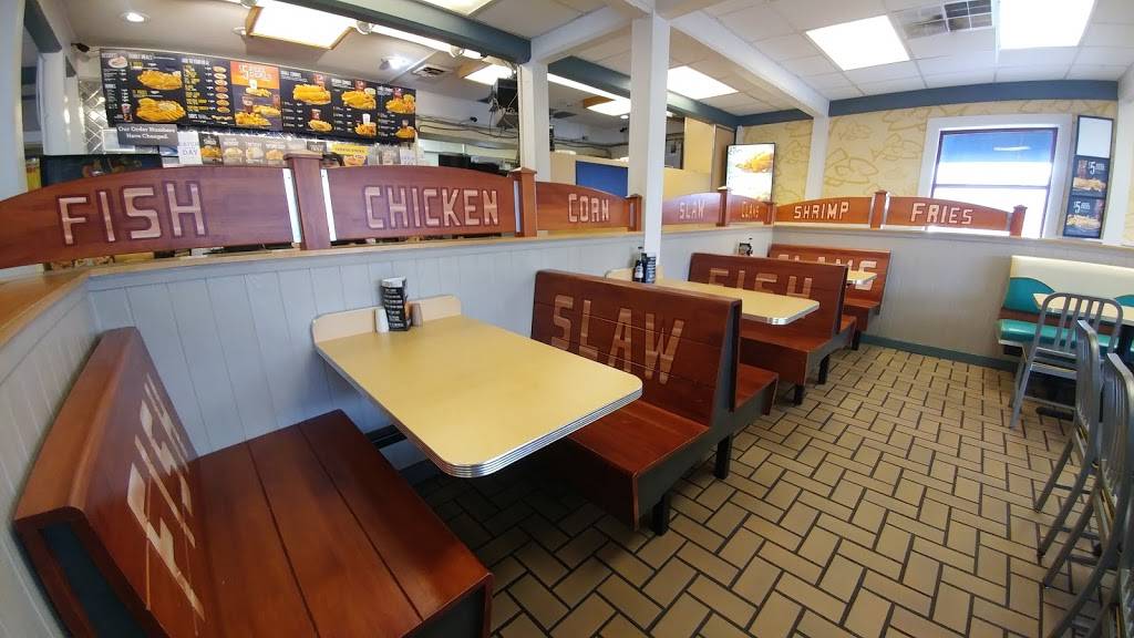 Long John Silvers | restaurant | 2903 Bristol Hwy, Johnson City, TN 37601, USA | 4232825431 OR +1 423-282-5431