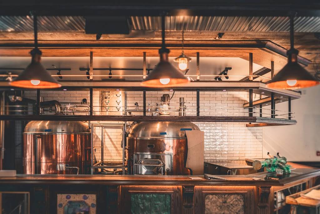 Helmsman Ale House | restaurant | 2920 Newport Blvd, Newport Beach, CA 92663, USA | 9492209977 OR +1 949-220-9977