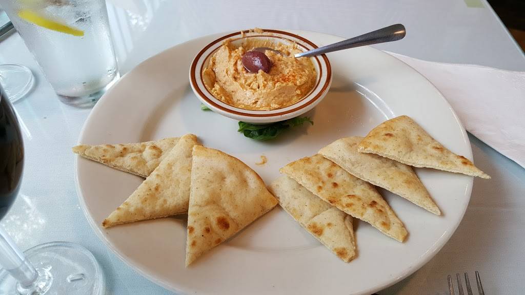 Yannas Taverna | restaurant | 12715 Warwick Blvd A, Newport News, VA 23606, USA | 7579303382 OR +1 757-930-3382