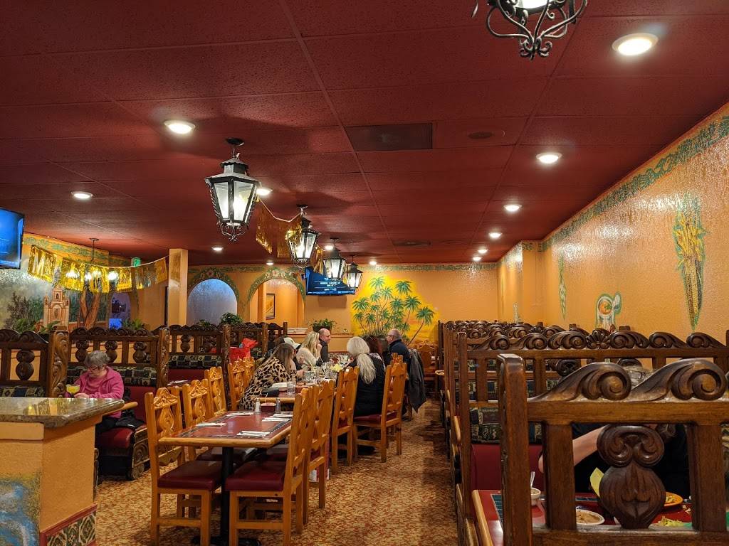 Puerto Vallarta Restaurant | restaurant | 4727 California Ave SW, Seattle, WA 98116, USA | 2069377335 OR +1 206-937-7335