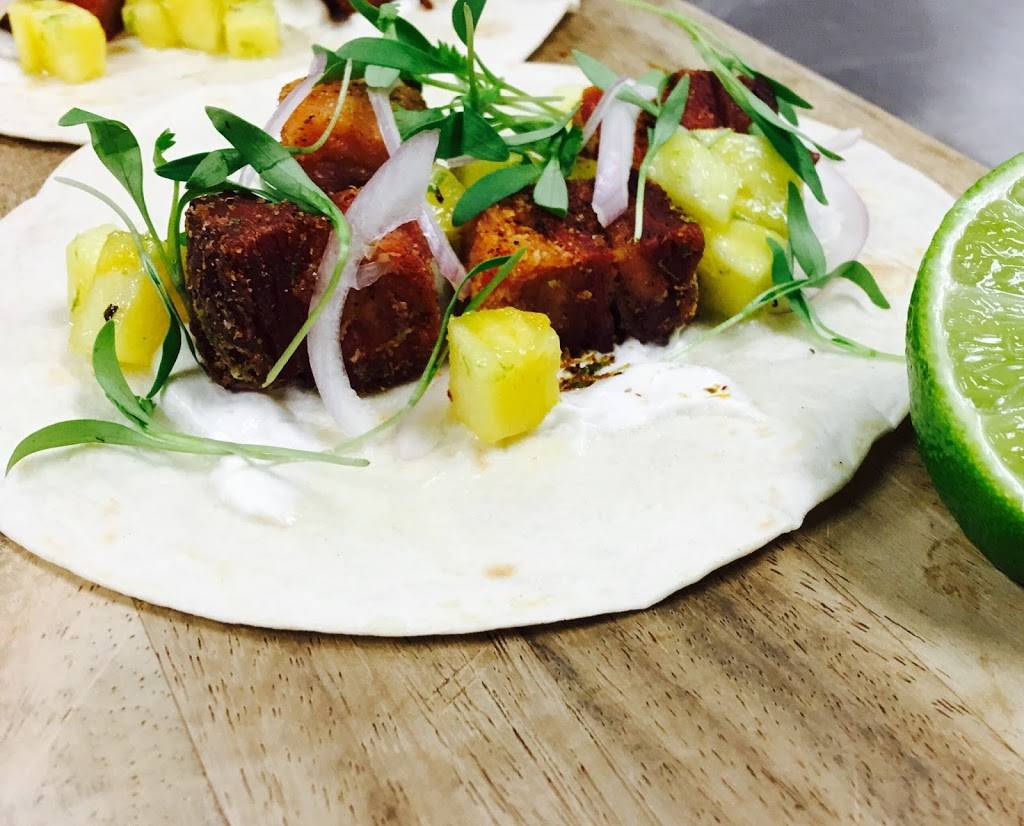 Dewberry 1850 | night club | 1414 S Patterson Blvd, Dayton, OH 45409, USA | 9372231000 OR +1 937-223-1000