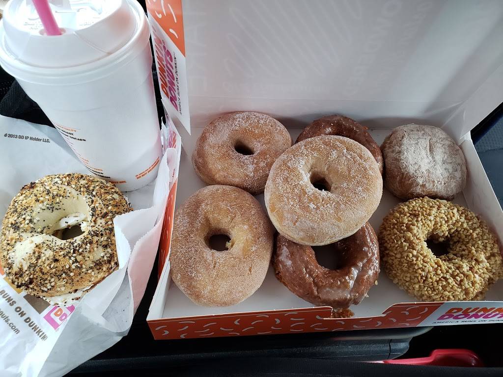 Dunkin | bakery | 24740 Telegraph Rd, Southfield, MI 48034, USA | 2483528447 OR +1 248-352-8447