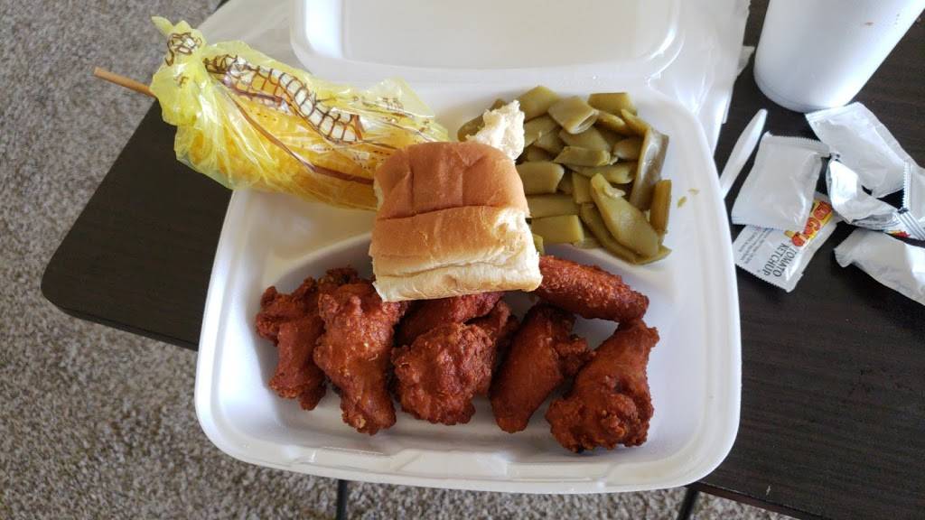 Lucis Chicken & Rice | restaurant | 414 E Main St, Grand Prairie, TX 75050, USA | 9722621688 OR +1 972-262-1688