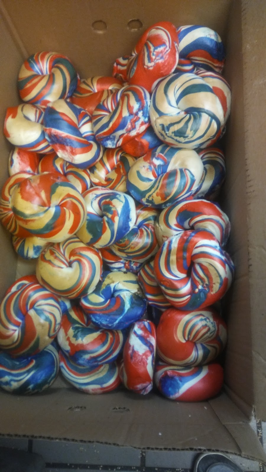 Bellmore Bagel Cafe | restaurant | 550-552 Jerusalem Ave, Bellmore, NY 11710, USA | 5167816575 OR +1 516-781-6575