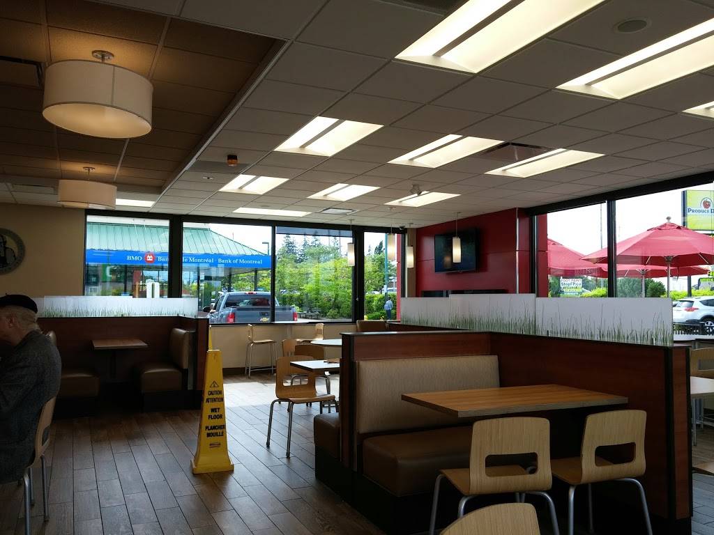 Wendys | restaurant | 2456 Bank St, Ottawa, ON K1A 0A1, Canada | 6137387980 OR +1 613-738-7980