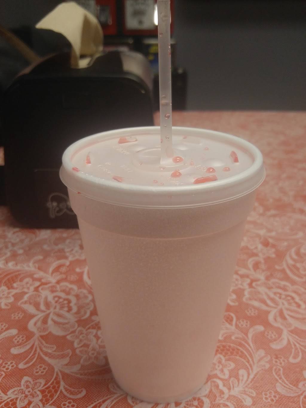 Crumps Fish & Wings | restaurant | 3112 S Mendenhall Rd, Memphis, TN 38115, USA | 9016543554 OR +1 901-654-3554