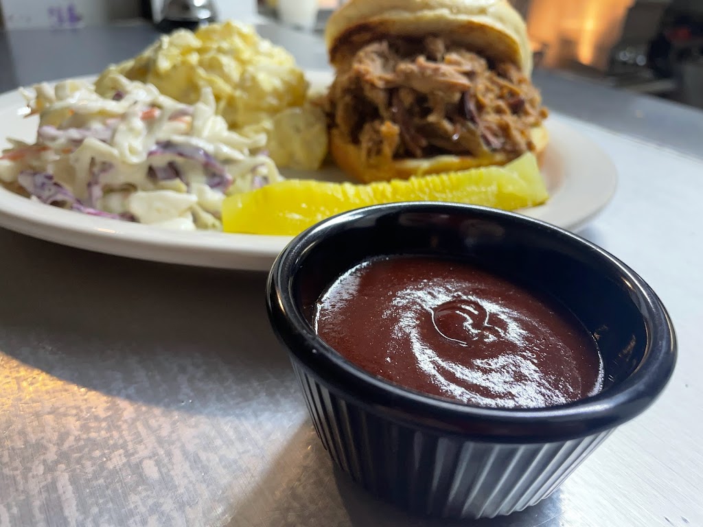 McKinley’s Scottish/American Restaurant | restaurant | 109 Jane Jayroe Blvd, Laverne, OK 73848, USA | 5808089573 OR +1 580-808-9573