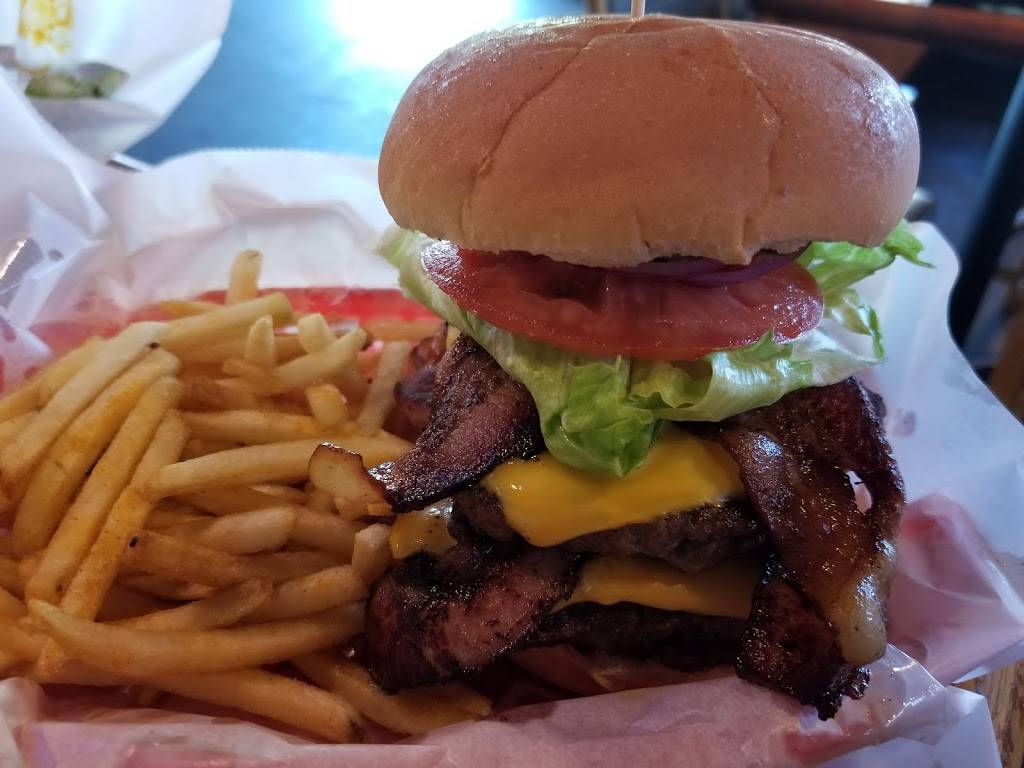 Dougs Motor City Bar & Grill | restaurant | 191 Cumberland Trace Rd, Bowling Green, KY 42103, USA | 2707826299 OR +1 270-782-6299