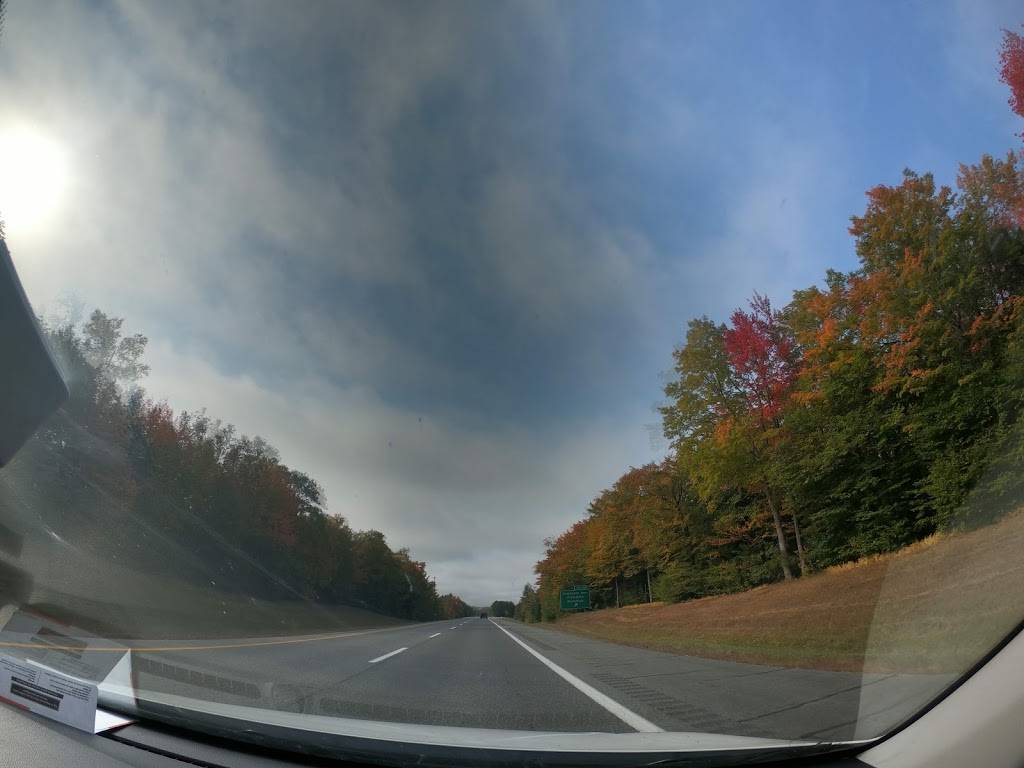 J W Parks Golf Course | restaurant | 382 Hartland Ave, Pittsfield, ME 04967, USA | 2074875545 OR +1 207-487-5545