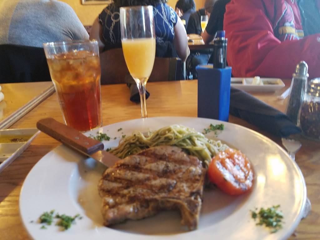 Inzo Italian Kitchen | restaurant | 101 S Oak St #200, Roanoke, TX 76262, USA | 8178904280 OR +1 817-890-4280