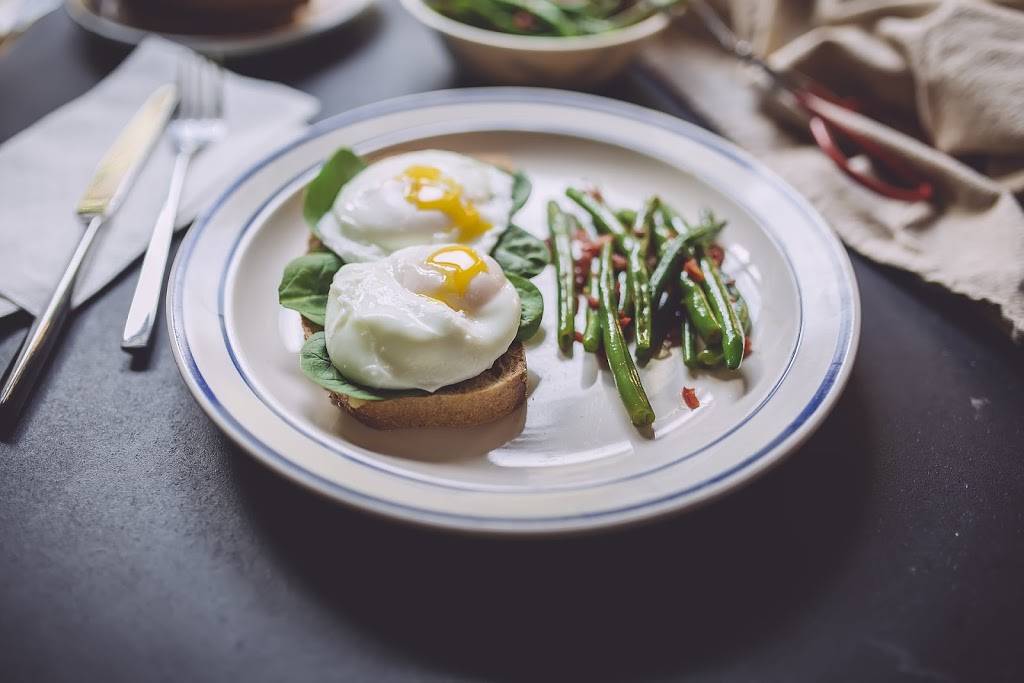 Corner featuring Mihito Sushi Laboratory | restaurant | 14B-1225 Dundas St E, Mississauga, ON L4Y 2C5, Canada | 9058031100 OR +1 905-803-1100