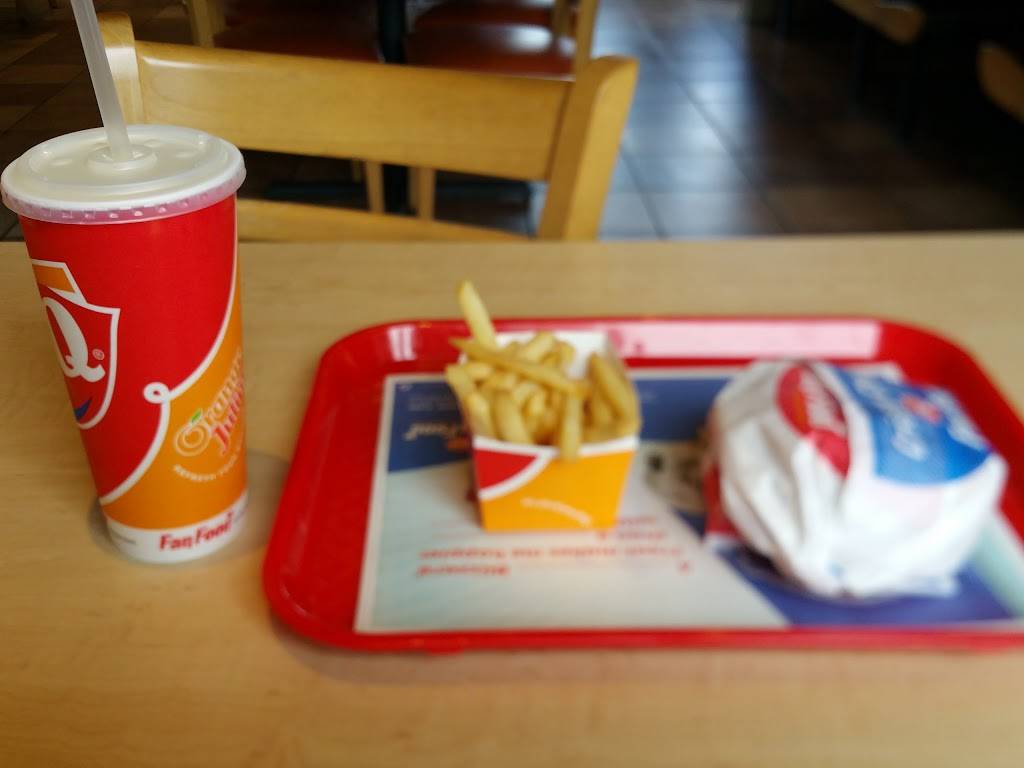 Dairy Queen Grill & Chill | bakery | 463 S Elm St, Commerce, GA 30529, USA | 7063359197 OR +1 706-335-9197