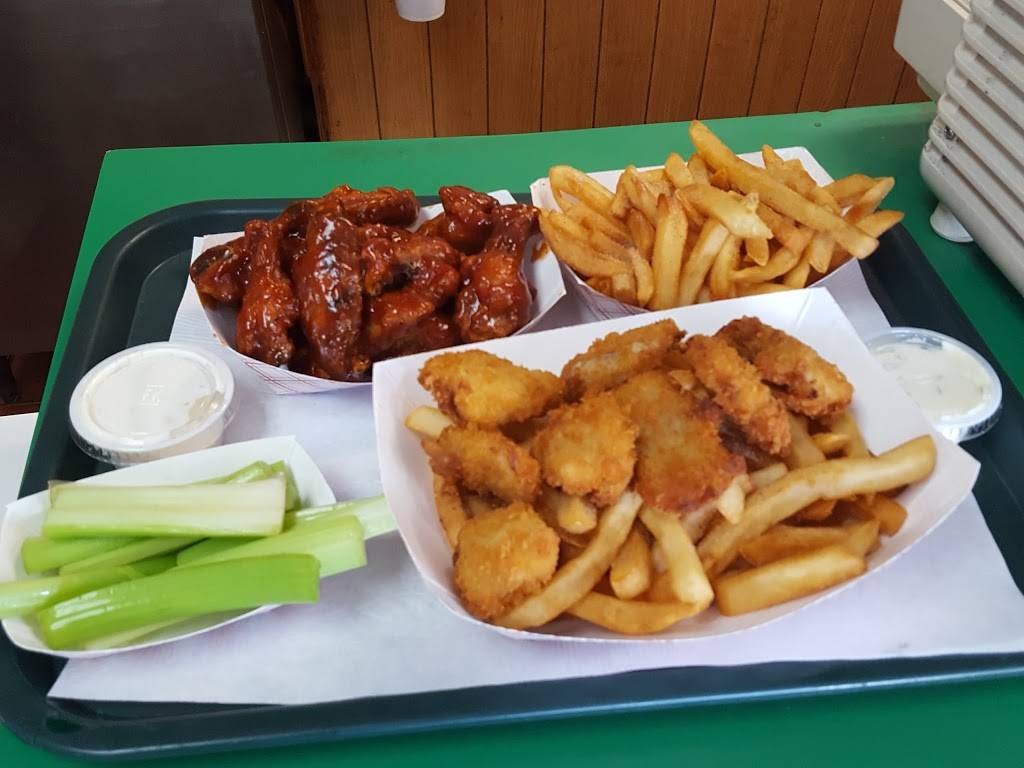 Buffalo Joe’s | restaurant | 1841 Howard St, Chicago, IL 60626, USA | 7737647300 OR +1 773-764-7300