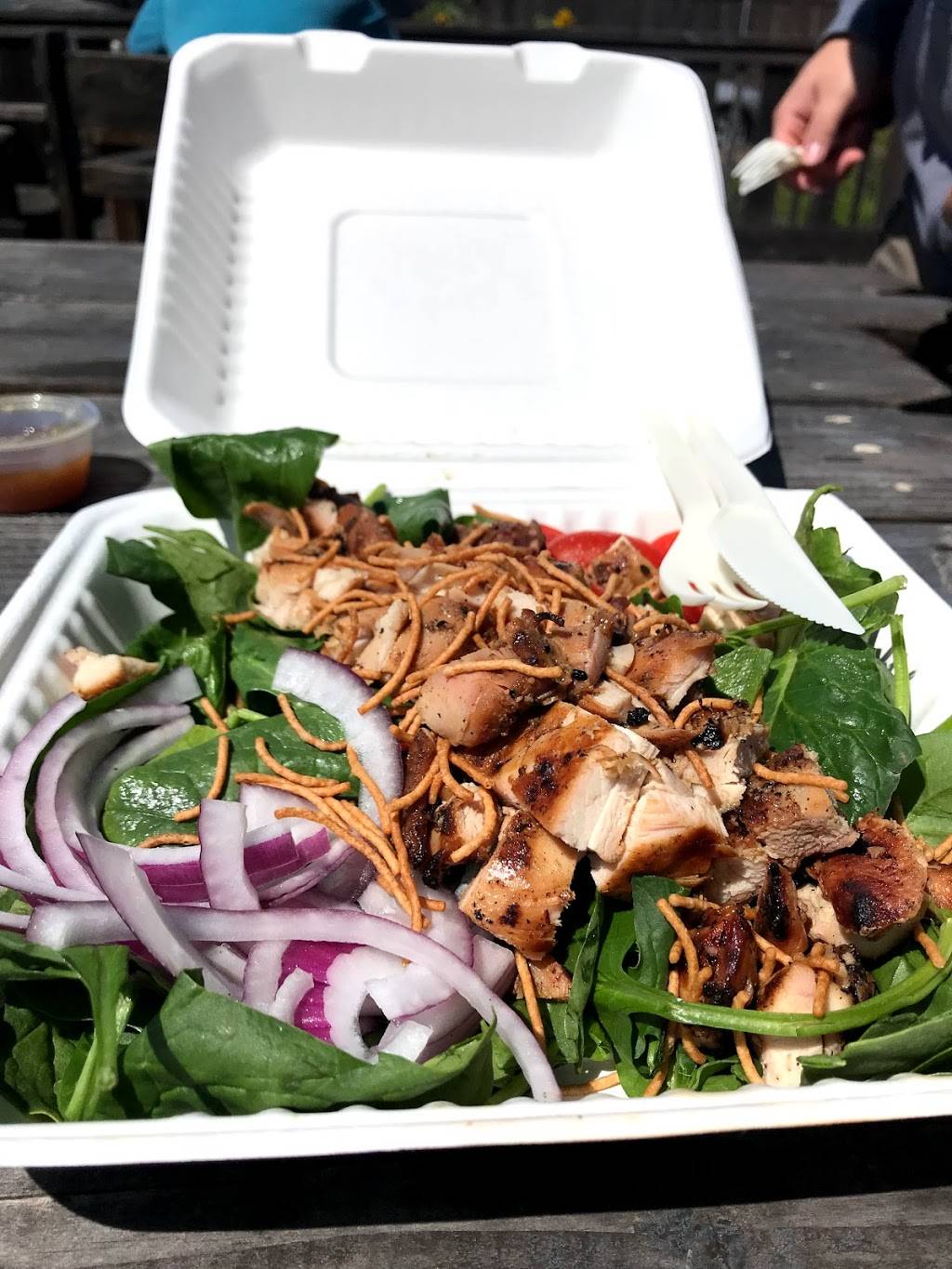 Huli Huli Hawaiian Grill | restaurant | 4100 3rd St, San Francisco, CA 94124, USA | 4159701990 OR +1 415-970-1990