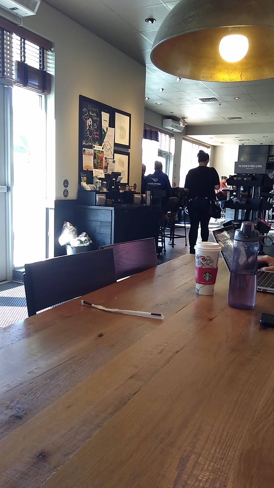 Starbucks | cafe | 274 Western Ave, Augusta, ME 04330, USA | 2078771974 OR +1 207-877-1974