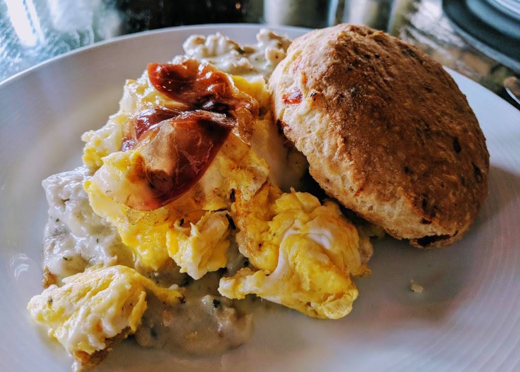 The Cub Room | restaurant | 739 S Clinton Ave, Rochester, NY 14620, USA | 5853635694 OR +1 585-363-5694