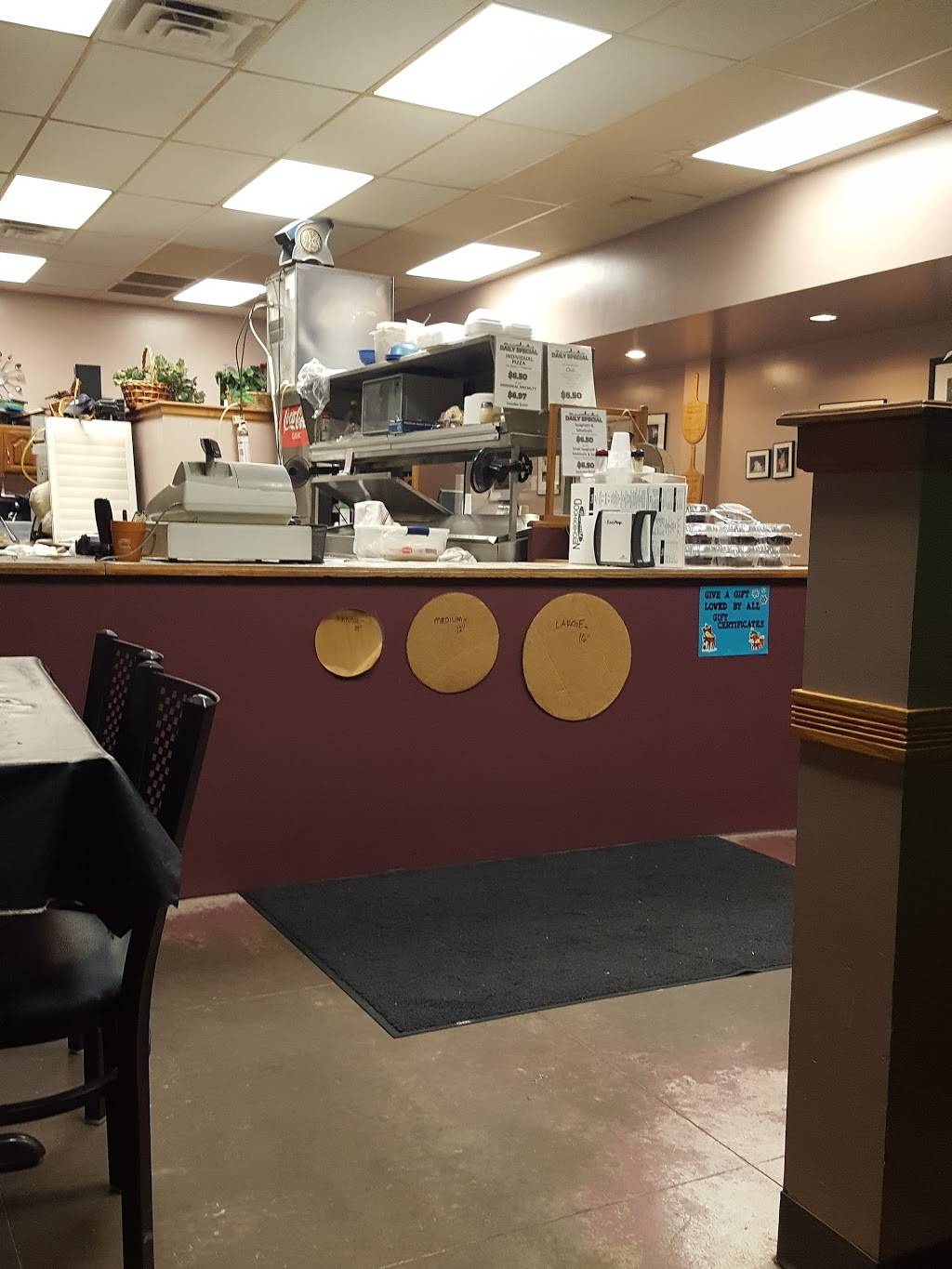 Neighborhood Pizza Cafe | restaurant | 3550 N Glenstone Ave, Springfield, MO 65803, USA | 4178334411 OR +1 417-833-4411