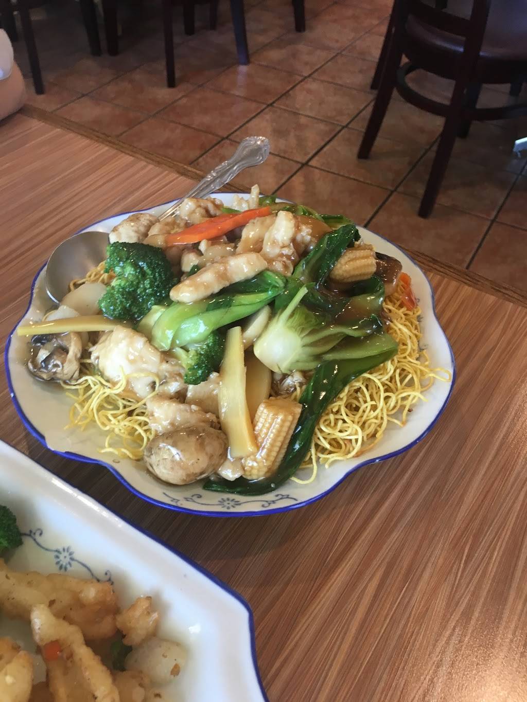 Golden Dragon Restaurant | restaurant | 411 Huntington Dr #122, Arcadia, CA 91006, USA | 6265745606 OR +1 626-574-5606