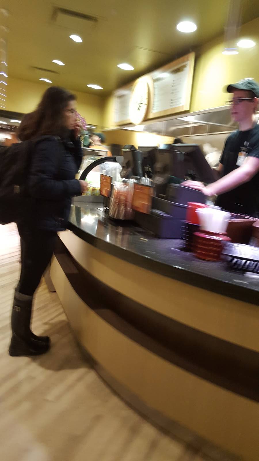 Ginger Root | restaurant | 1308 W Dayton St room 182, Madison, WI 53703, USA | 6088904421 OR +1 608-890-4421