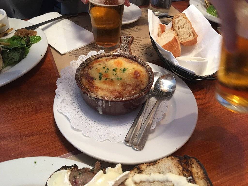 Chez Maman West | restaurant | 401 Gough St, San Francisco, CA 94102, USA | 4153559067 OR +1 415-355-9067