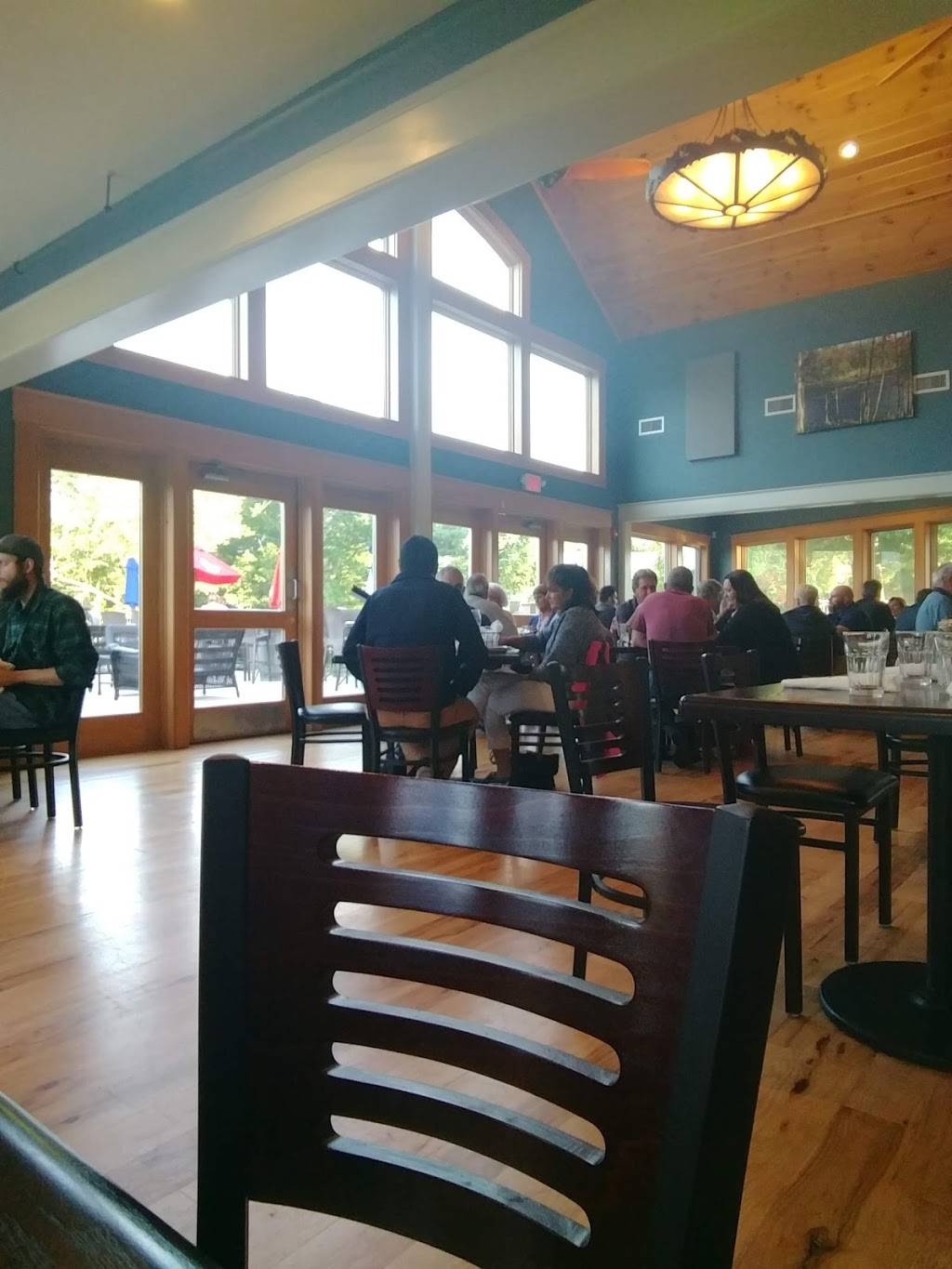 The River Tap & Grill | restaurant | 52 Golf Course Ln, Hollis, ME 04042, USA | 2072989620 OR +1 207-298-9620