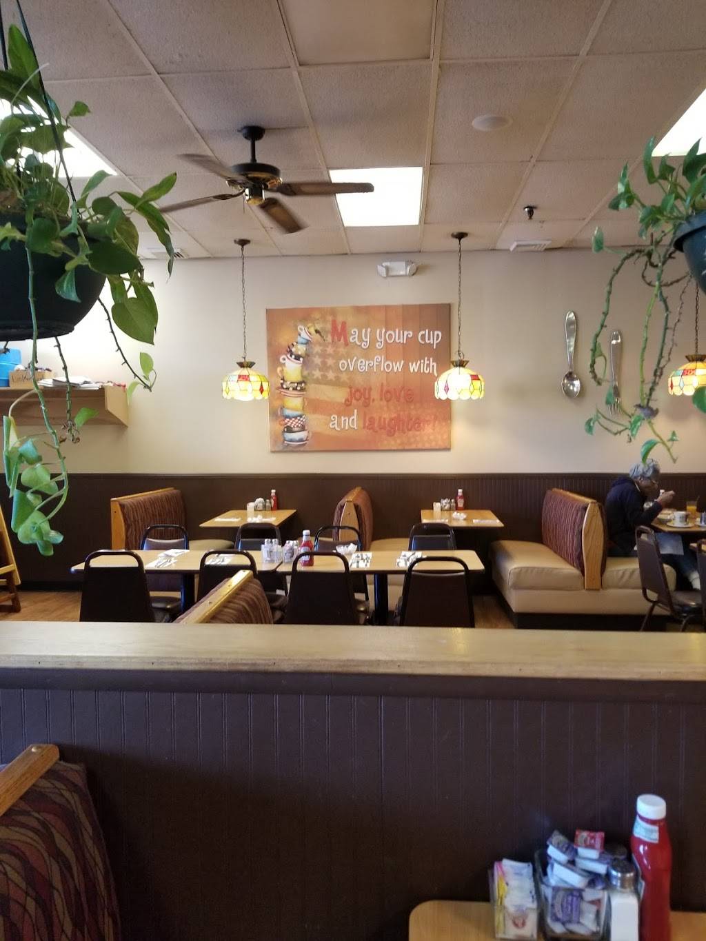 Browncroft Family Restaurant | restaurant | 2501 Browncroft Blvd, Rochester, NY 14625, USA | 5852482960 OR +1 585-248-2960