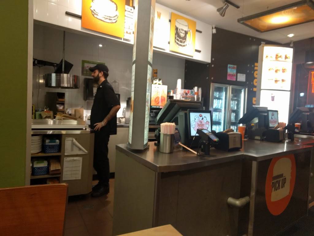A&W Canada | restaurant | 654 Danforth Ave, Toronto, ON M4J 1L1, Canada | 4164661630 OR +1 416-466-1630