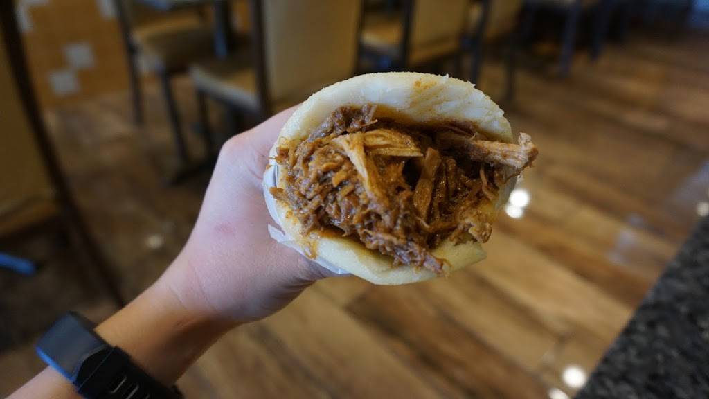 Viva Las Arepas | restaurant | 1140 S Rainbow Blvd, Las Vegas, NV 89146, USA | 7028222116 OR +1 702-822-2116