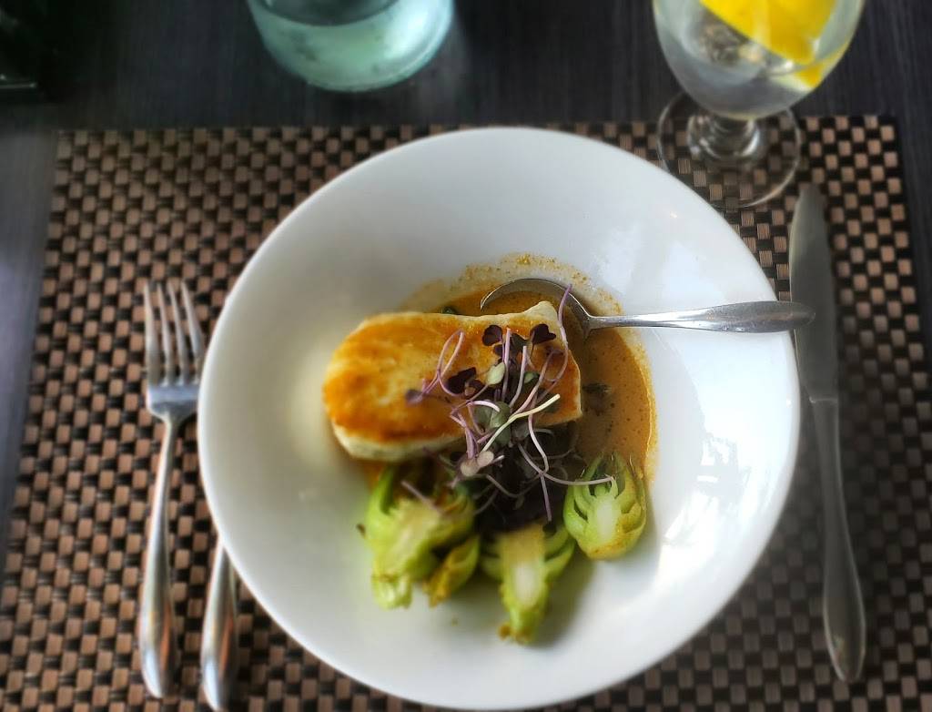 Rocks Landing | restaurant | 1577 Crystal Dr, Frankfort, MI 49635, USA | 2313990158 OR +1 231-399-0158