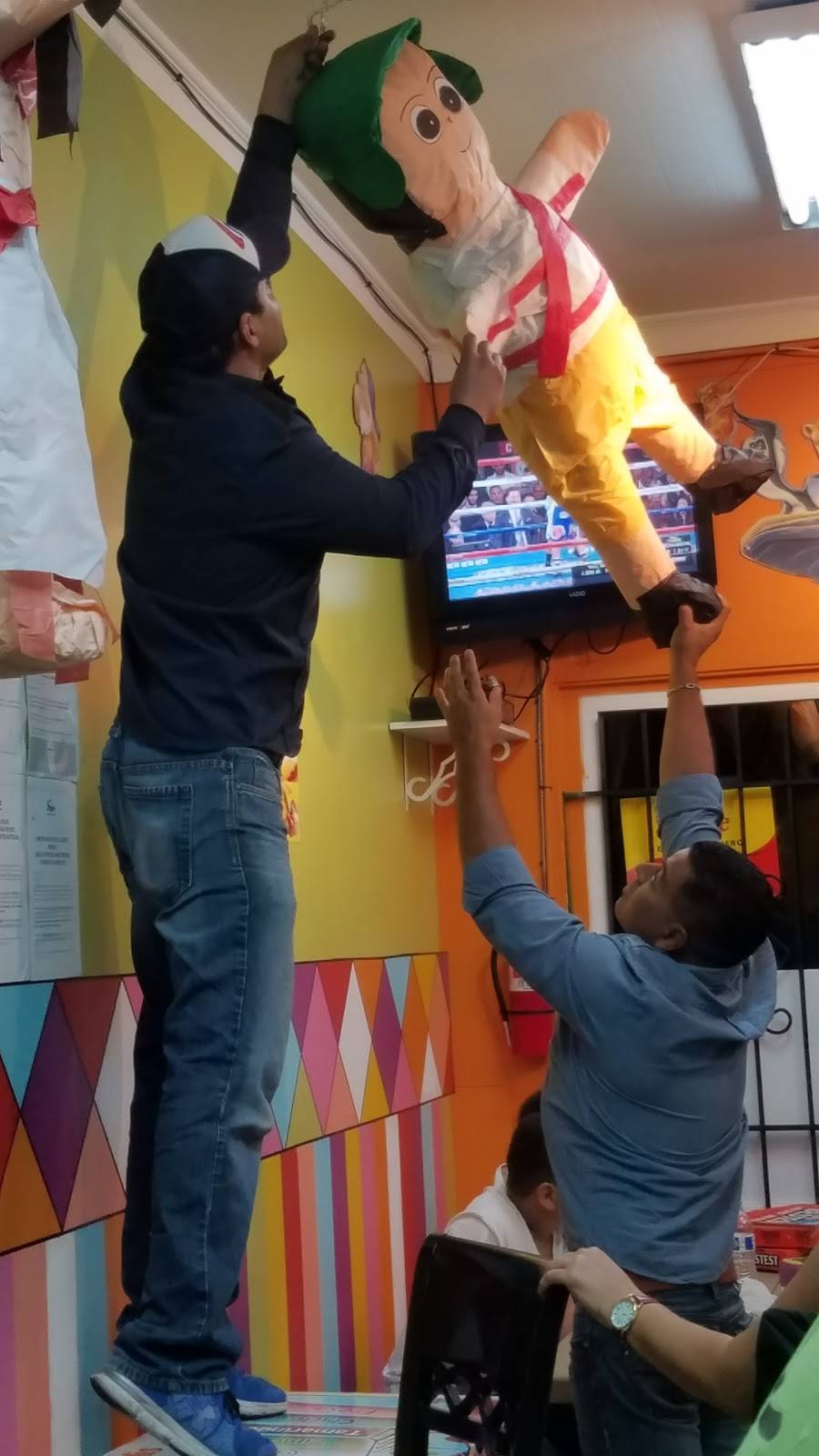 Delicias el paraiso tropical | restaurant | 484 S 900 W, Salt Lake City, UT 84104, USA | 8016377610 OR +1 801-637-7610