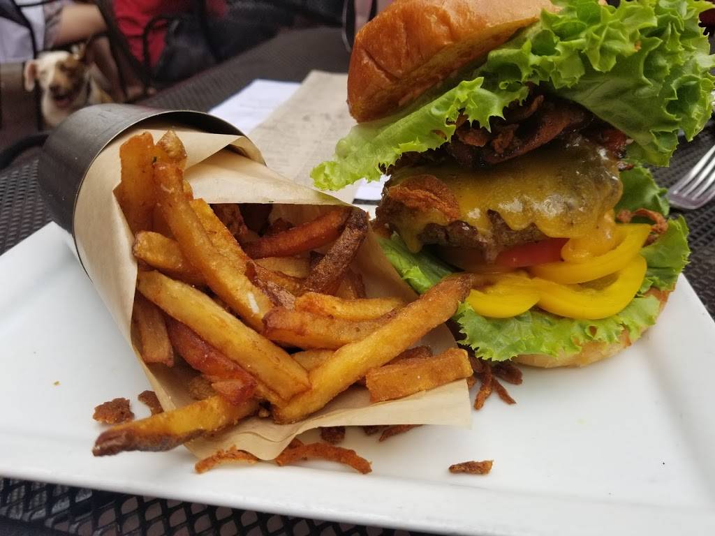 Citizen Burger Bar | restaurant | 212 E Main St, Charlottesville, VA 22902, USA | 4349799944 OR +1 434-979-9944
