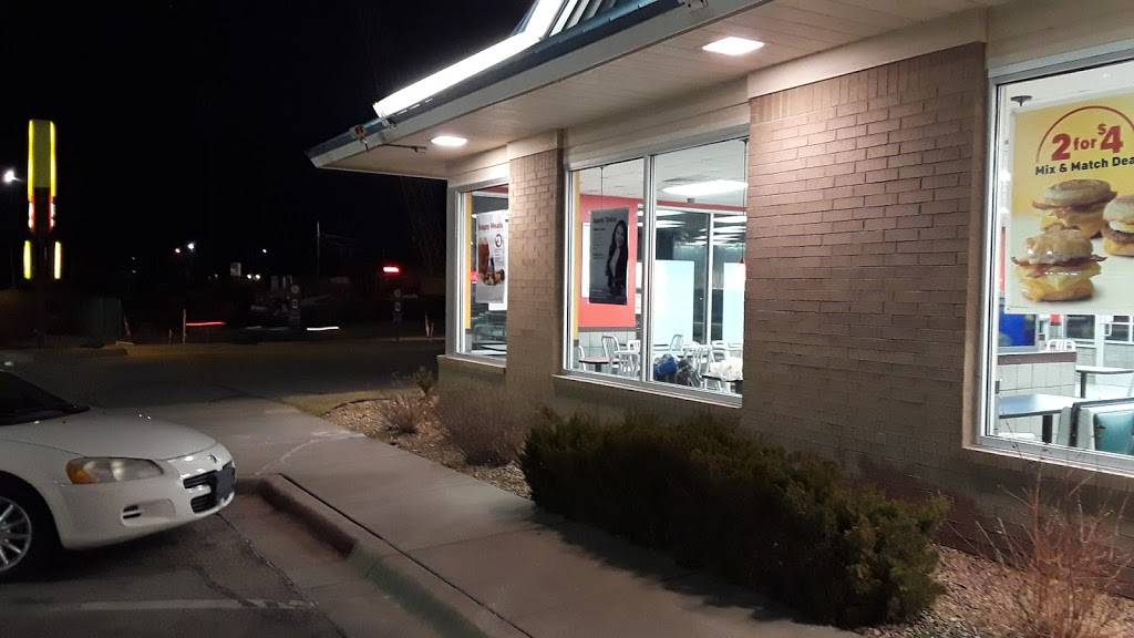 McDonalds | cafe | 11989 E Kellogg Dr N, Wichita, KS 67207, USA | 3166834852 OR +1 316-683-4852