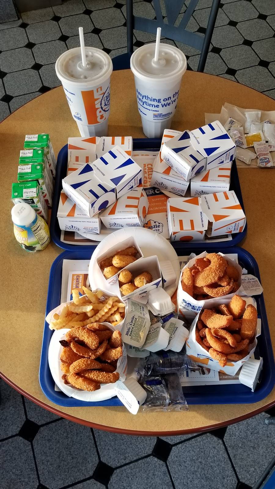 White Castle | restaurant | 9330 Baltimore St NE, Blaine, MN 55449, USA | 7637845123 OR +1 763-784-5123