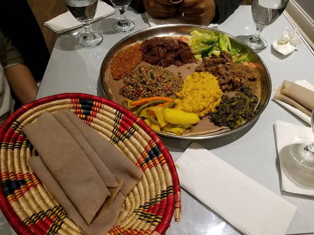 Awash Ethiopian Restaurant | restaurant | 6324 N Broadway, Chicago, IL 60660, USA | 7732740784 OR +1 773-274-0784