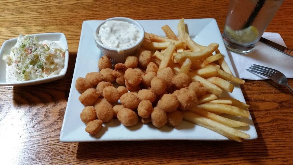 Duffys Tavern | restaurant | 241 Campbell Ave, West Haven, CT 06516, USA | 2039339721 OR +1 203-933-9721