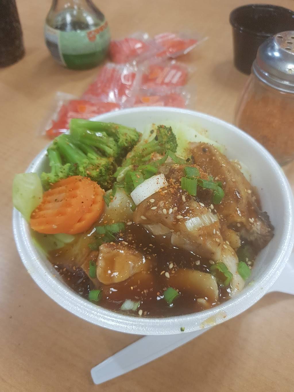 Yoshinoya Montebello | restaurant | 1479 N Montebello Blvd, Montebello, CA 90640, USA | 3237266250 OR +1 323-726-6250