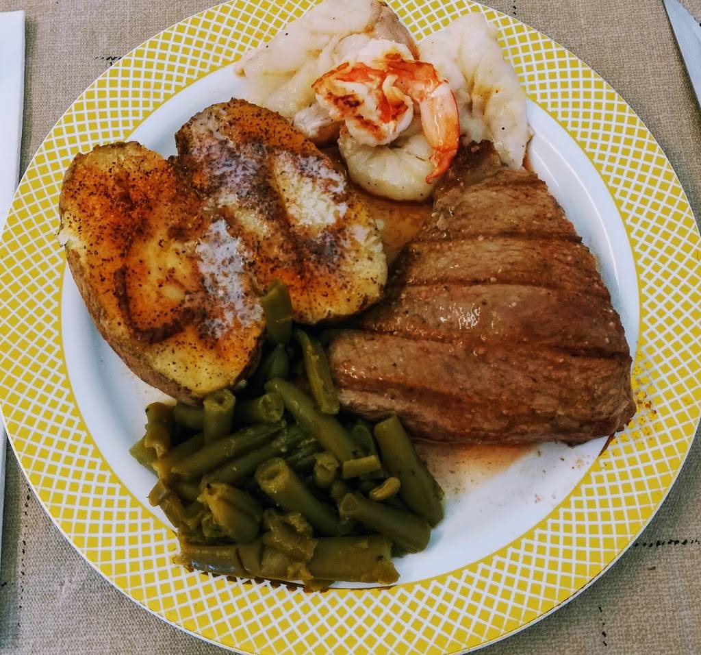 CapoDiMonte | restaurant | 9318 N Nebraska Ave, Tampa, FL 33612, USA | 8139306999 OR +1 813-930-6999