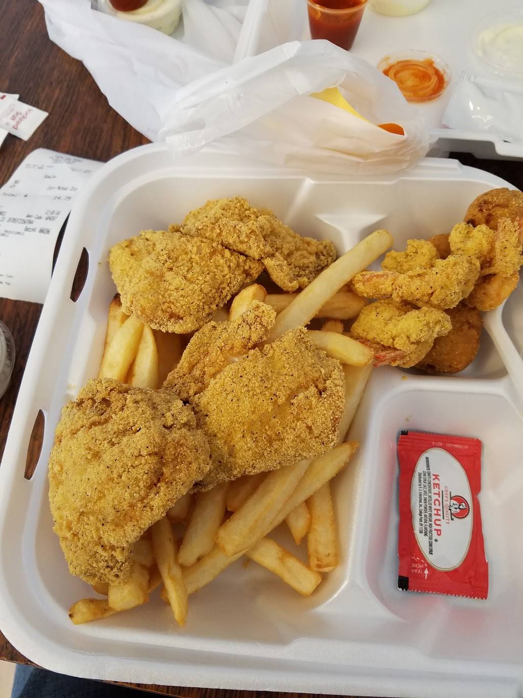 Pomona Fish Market | restaurant | 295 S Park Ave, Pomona, CA 91766, USA | 9096228693 OR +1 909-622-8693