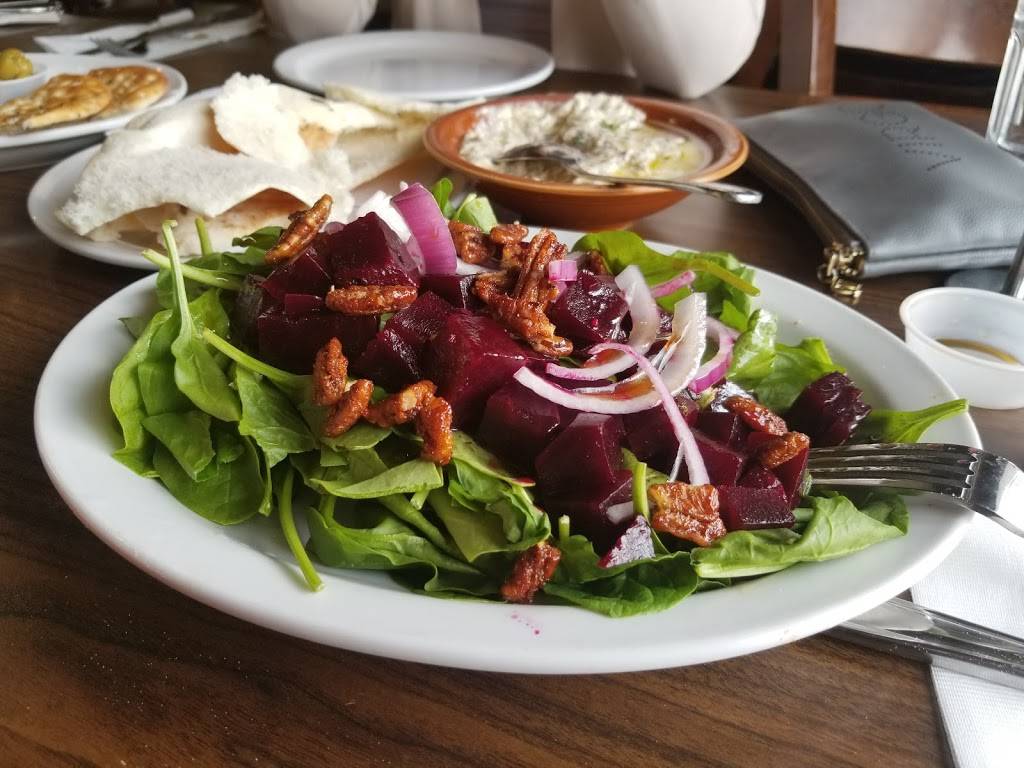 Paramount Middle Eastern Kitchen | restaurant | 2635 Eglinton Ave W, Mississauga, ON L5M 7E1, Canada | 9056062223 OR +1 905-606-2223