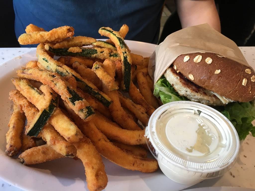 Tams Burgers | restaurant | 5639 Mission Boulevard, Riverside, CA 92509, USA | 9516824172 OR +1 951-682-4172