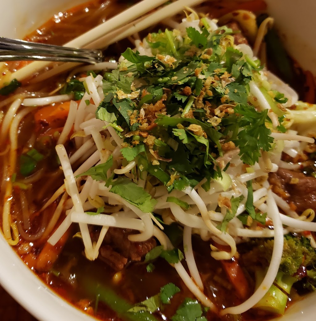 Chiang Mai Noodle | restaurant | 256 N Craig St, Pittsburgh, PA 15213, USA | 4126220243 OR +1 412-622-0243