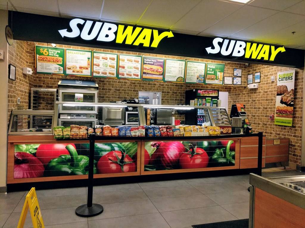 Subway | restaurant | I-95 North St, Madison, CT 06443, USA | 2034216058 OR +1 203-421-6058