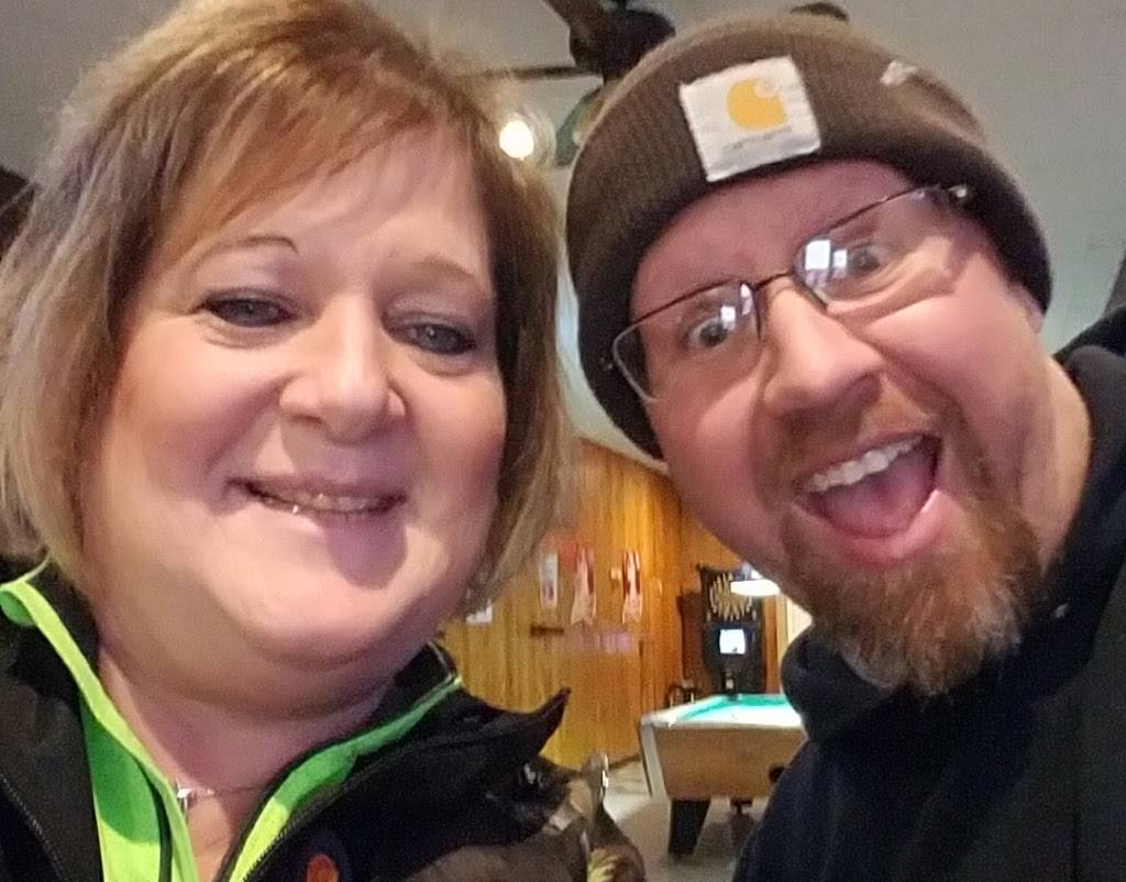 Herez 2 U Too | restaurant | 108 E 1st St, Sumner, IA 50674, USA | 5635788430 OR +1 563-578-8430