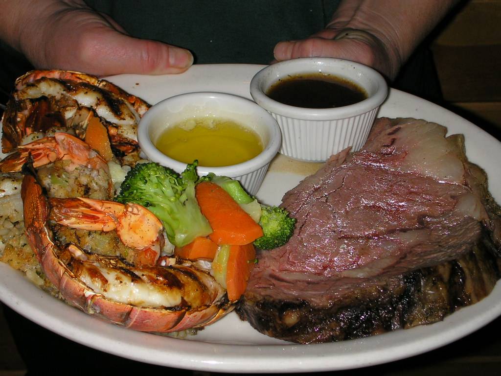 Black Bear Lodge & Saloon | restaurant | 14819 Edgewood Dr N, Baxter, MN 56425, USA | 2188288400 OR +1 218-828-8400