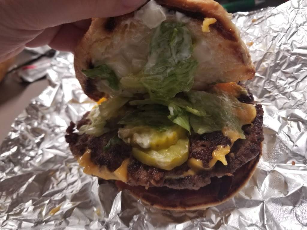 Five Guys | meal takeaway | 3454 W 86th St, Indianapolis, IN 46268, USA | 3178760811 OR +1 317-876-0811