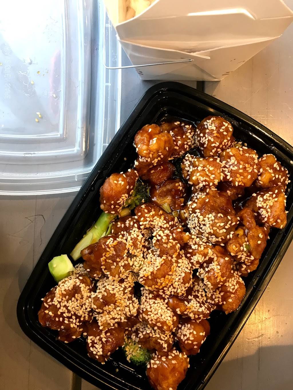 Hong Kong Carryout | meal takeaway | 1506 East Capitol St NE, Washington, DC 20003, USA | 2025465528 OR +1 202-546-5528