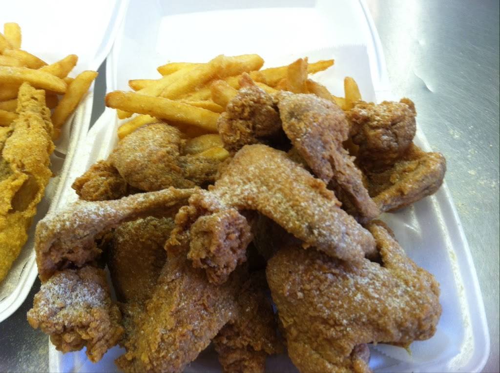 Sharks of East Chicago | restaurant | 4856 Indianapolis Blvd, East Chicago, IN 46312, USA | 2193979000 OR +1 219-397-9000